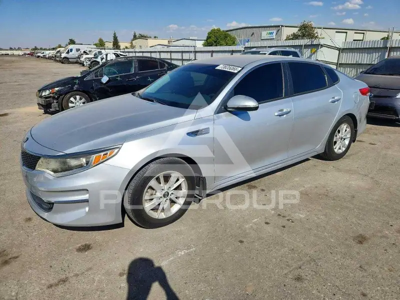 2018 KIA Optima photo