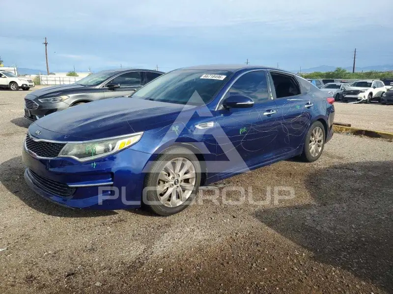 2018 KIA Optima photo