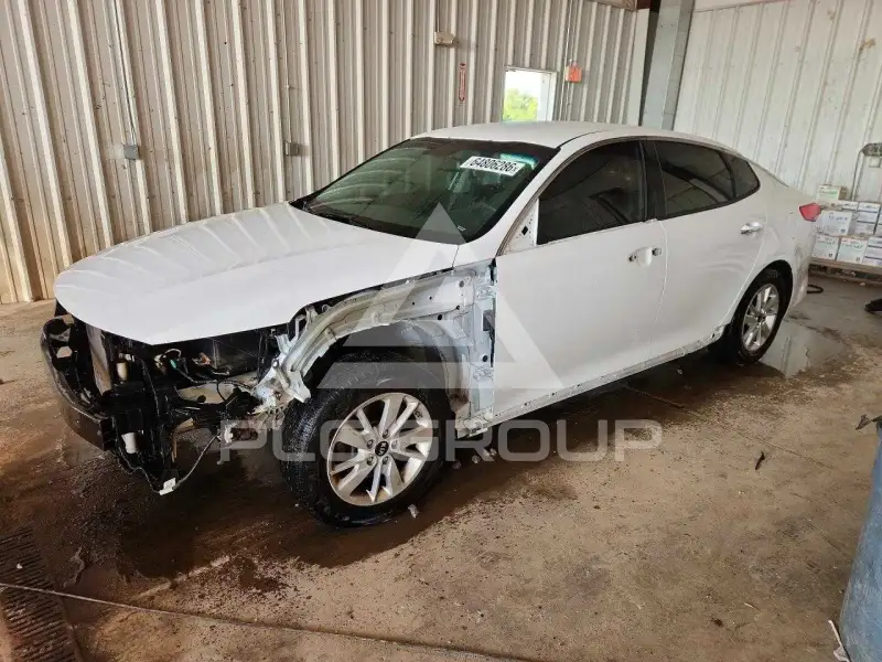 2018 KIA Optima photo