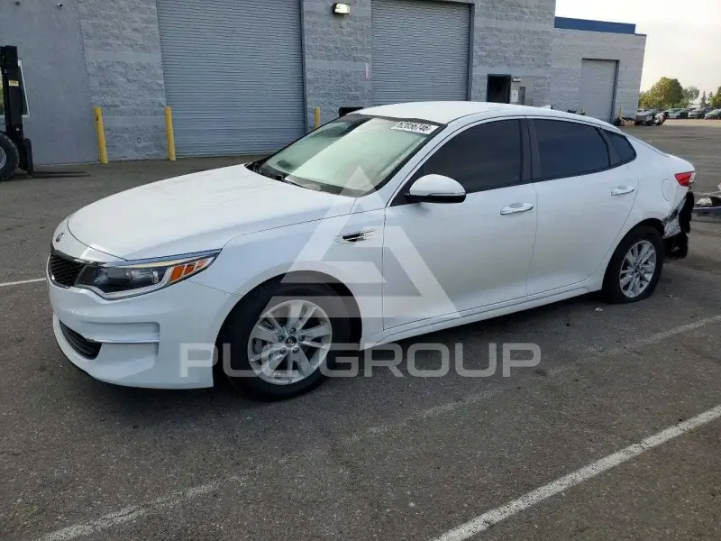 2018 KIA Optima photo
