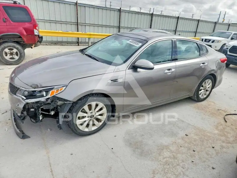 2018 KIA Optima фото