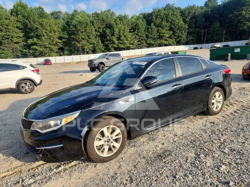 2018 KIA Optima photo