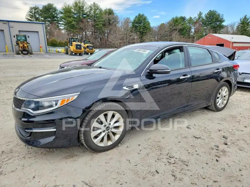 2018 KIA Optima photo