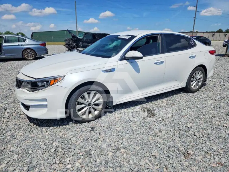 2018 KIA Optima фото
