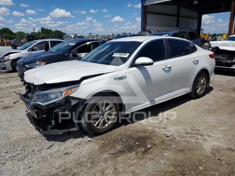 2018 KIA Optima photo