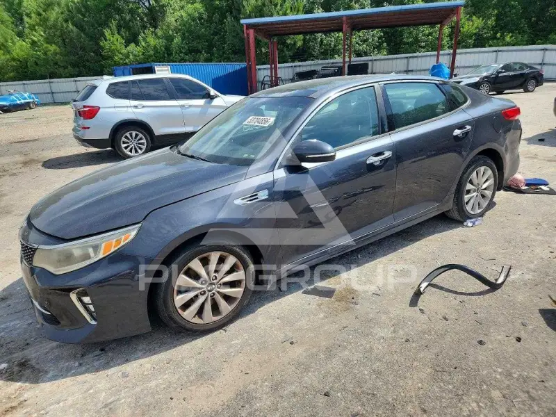 2018 KIA Optima photo