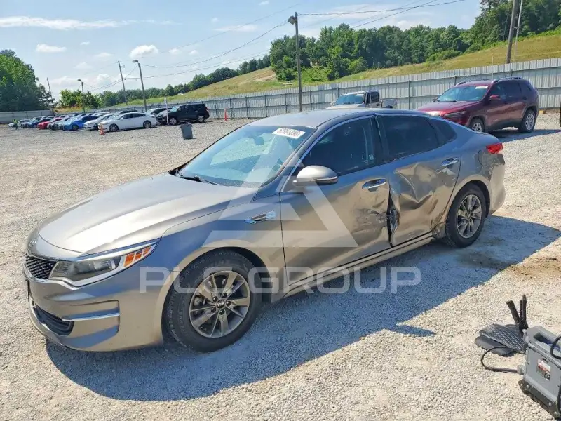 2018 KIA Optima фото