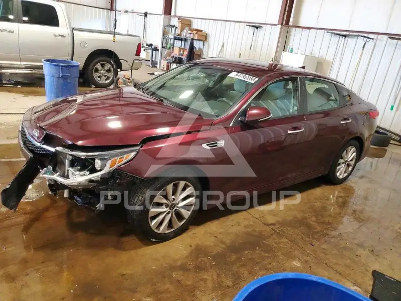 2018 KIA Optima photo