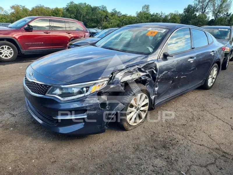 2018 KIA Optima photo