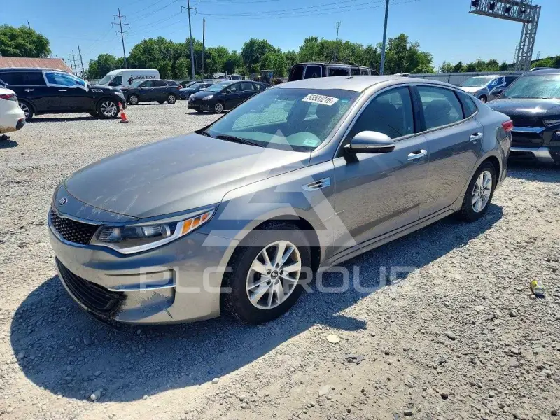 2018 KIA Optima photo