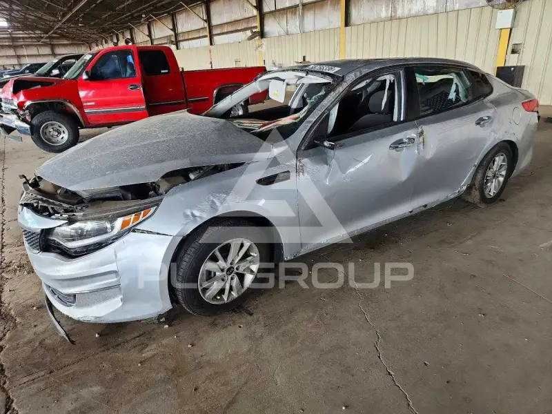 2018 KIA Optima photo