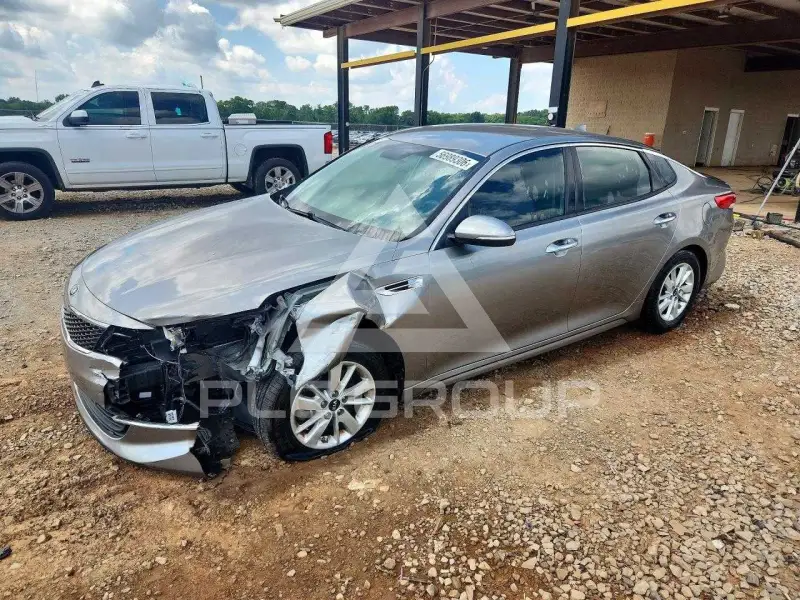 2018 KIA Optima photo