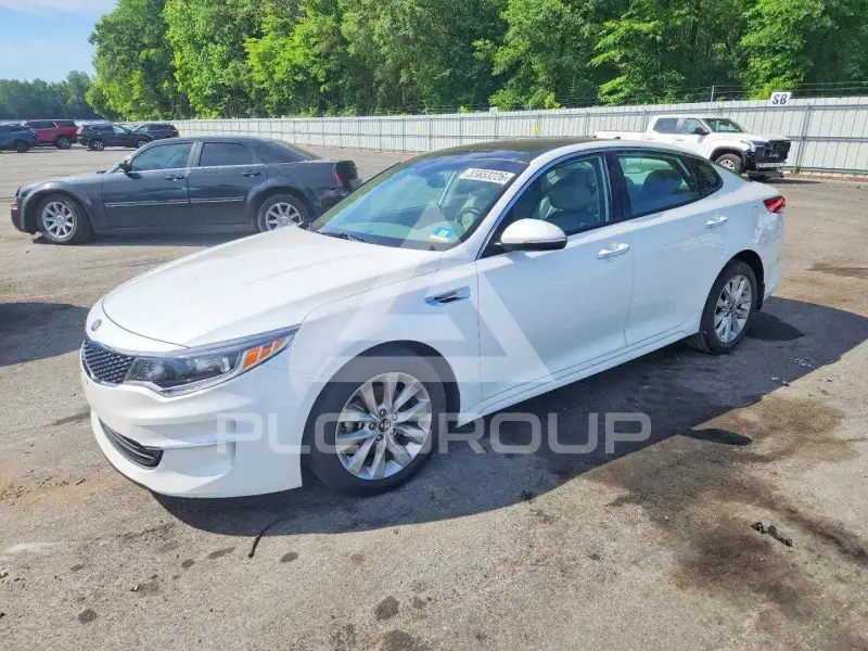 2018 KIA Optima photo