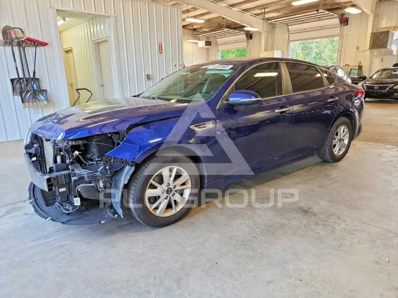 2018 KIA Optima photo