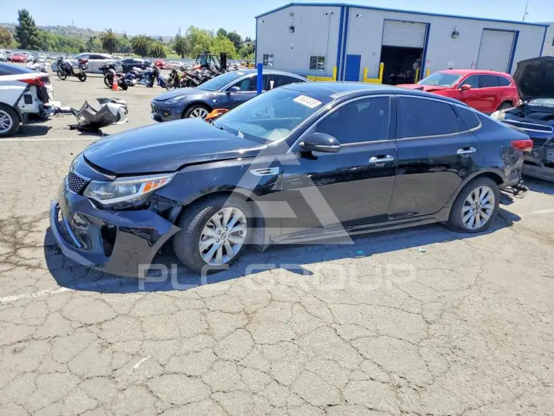 2018 KIA Optima фото