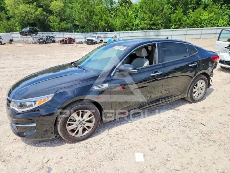 2018 KIA Optima photo