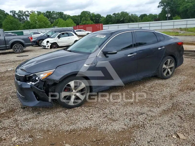 2018 KIA Optima photo