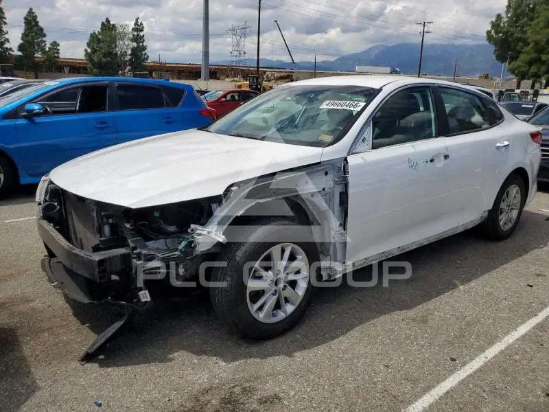 2018 KIA Optima photo