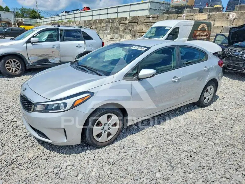 2018 KIA Forte фото