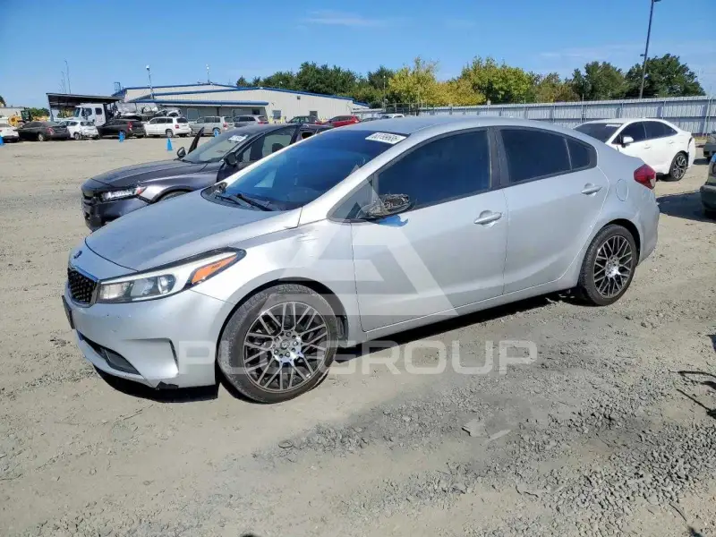 2018 KIA Forte фото