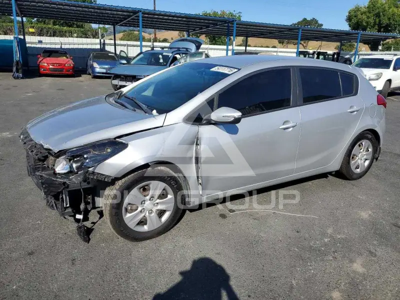 2018 KIA Forte фото