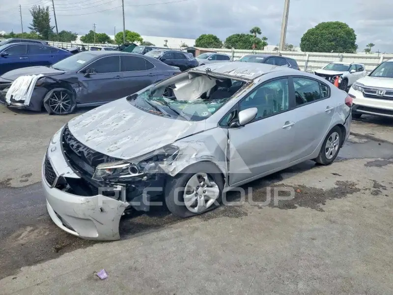 2018 KIA Forte фото