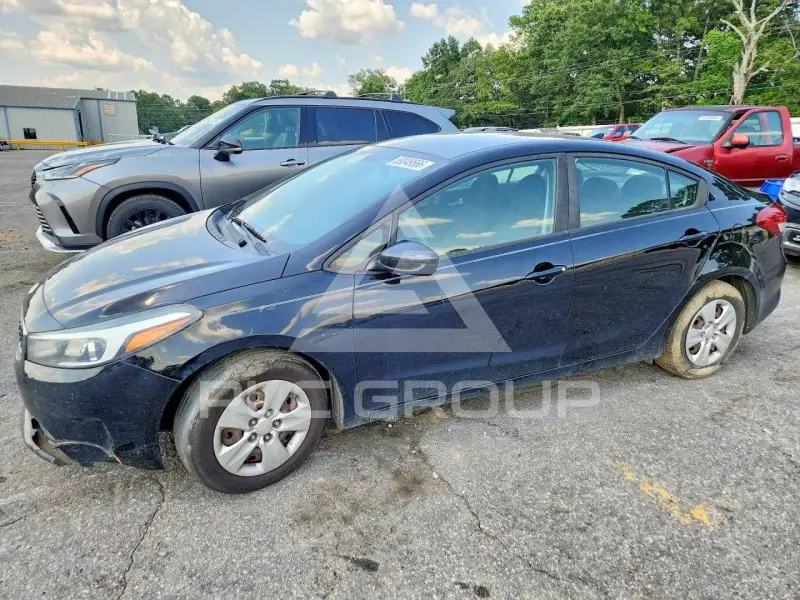 2018 KIA Forte photo