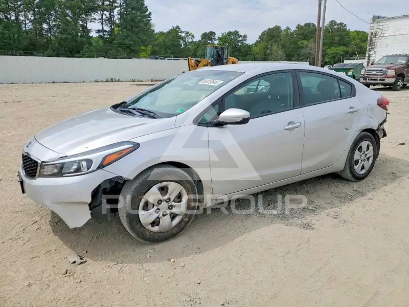 2018 KIA Forte фото