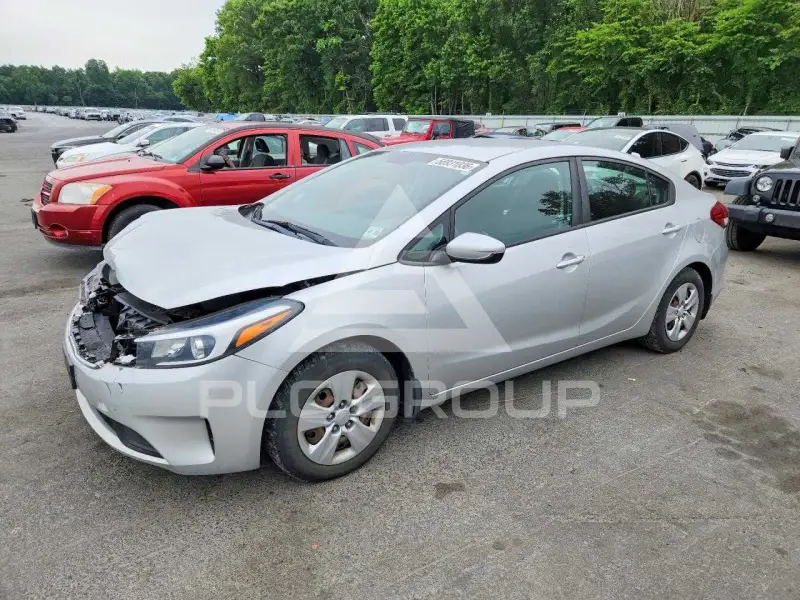 2018 KIA Forte фото