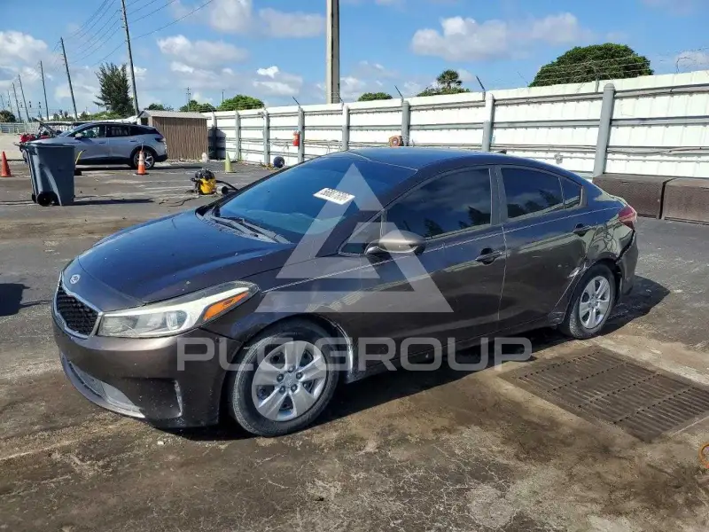 2018 KIA Forte фото
