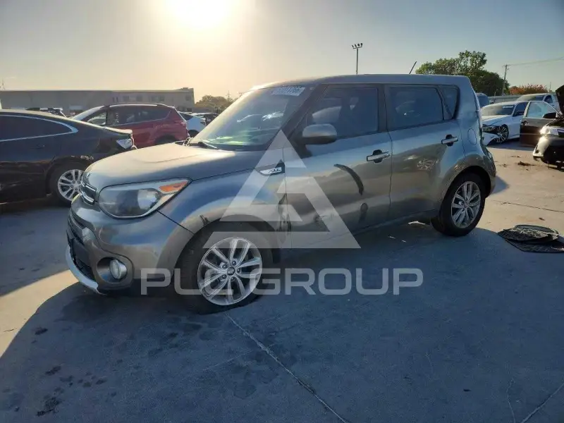 2018 KIA Soul photo