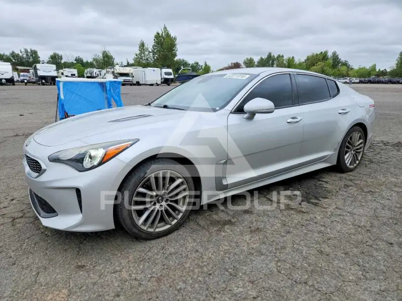 2018 KIA Stinger фото