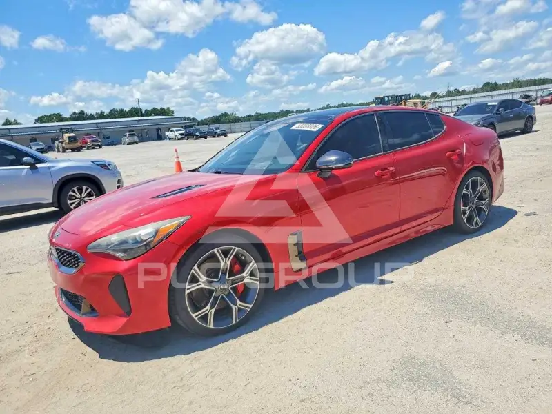 2018 KIA Stinger photo