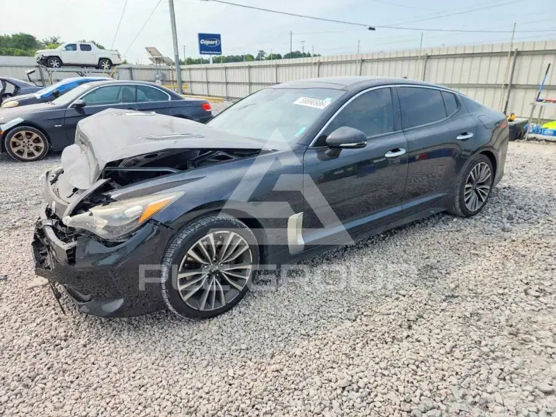 2018 KIA Stinger photo