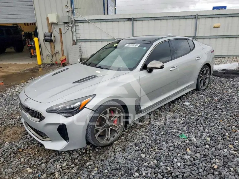 2018 KIA Stinger фото