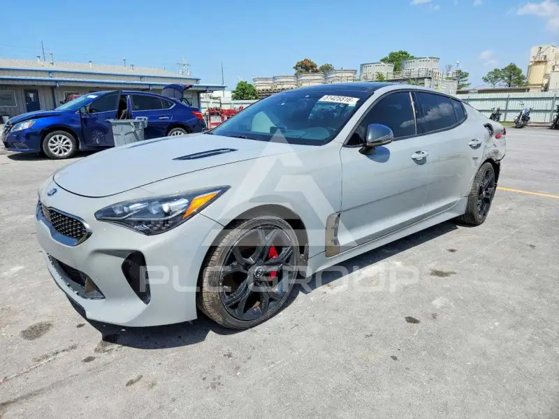 2018 KIA Stinger фото