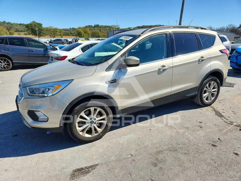 2018 Ford ESCAPE фото