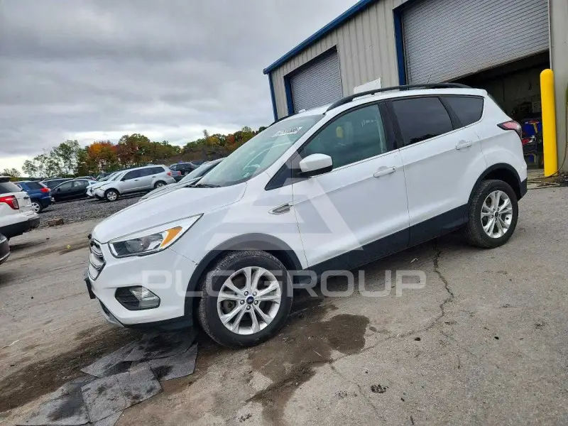 2018 Ford ESCAPE фото