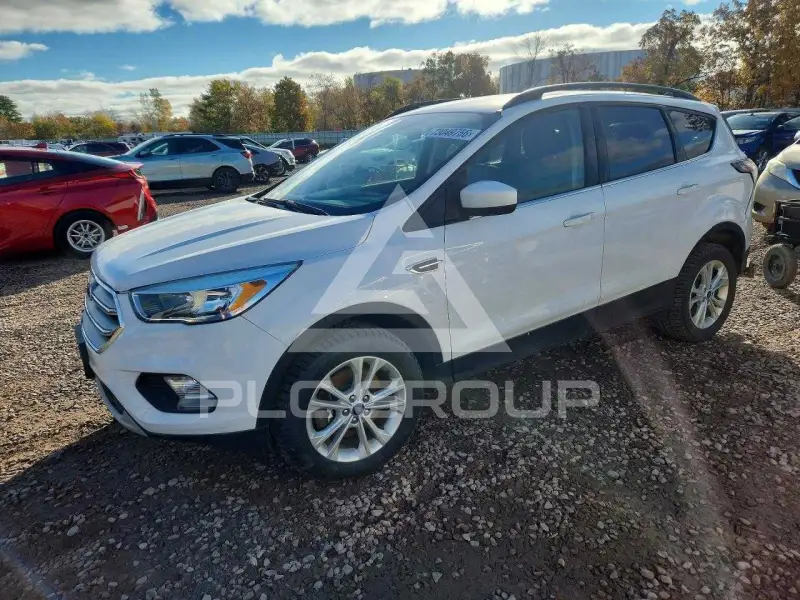 2018 Ford ESCAPE photo
