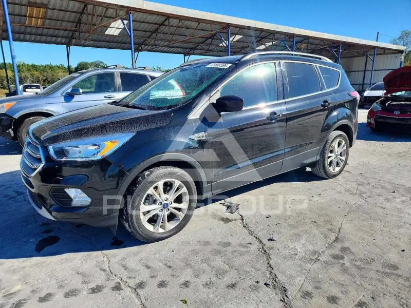 2018 Ford ESCAPE photo