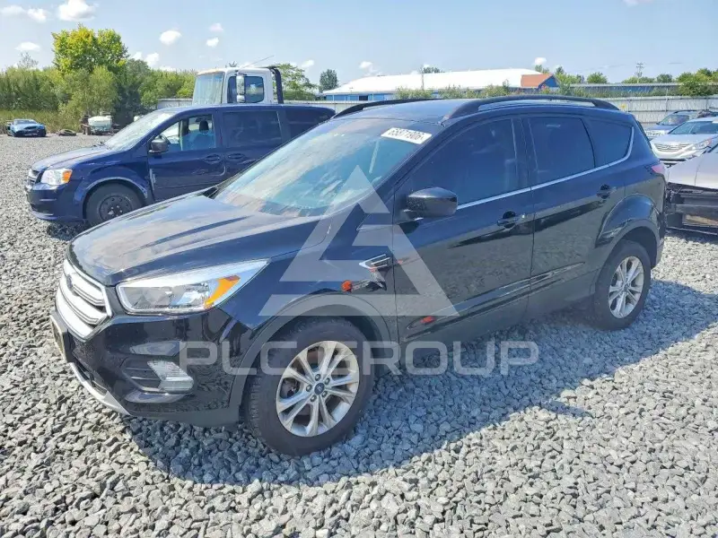 2018 Ford ESCAPE photo