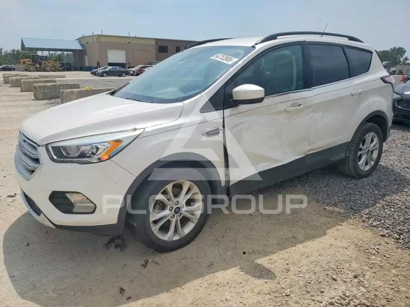 2018 Ford ESCAPE photo