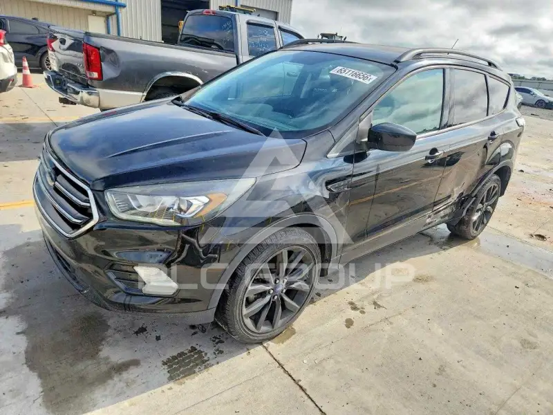 2018 Ford ESCAPE photo