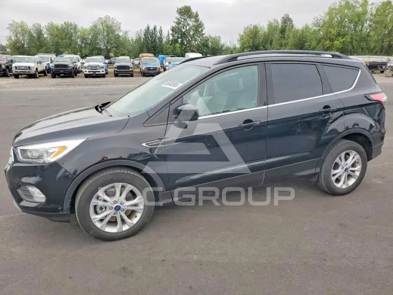 2018 Ford ESCAPE photo