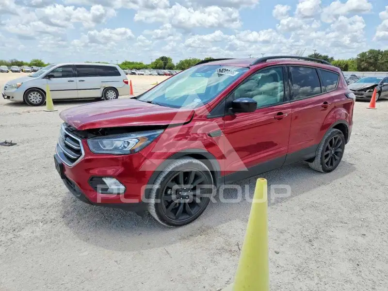 2018 Ford ESCAPE фото