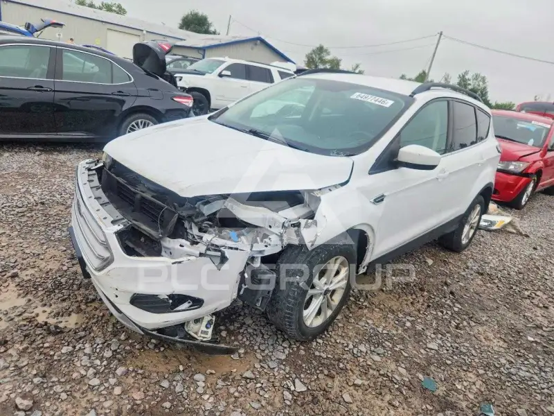 2018 Ford ESCAPE photo