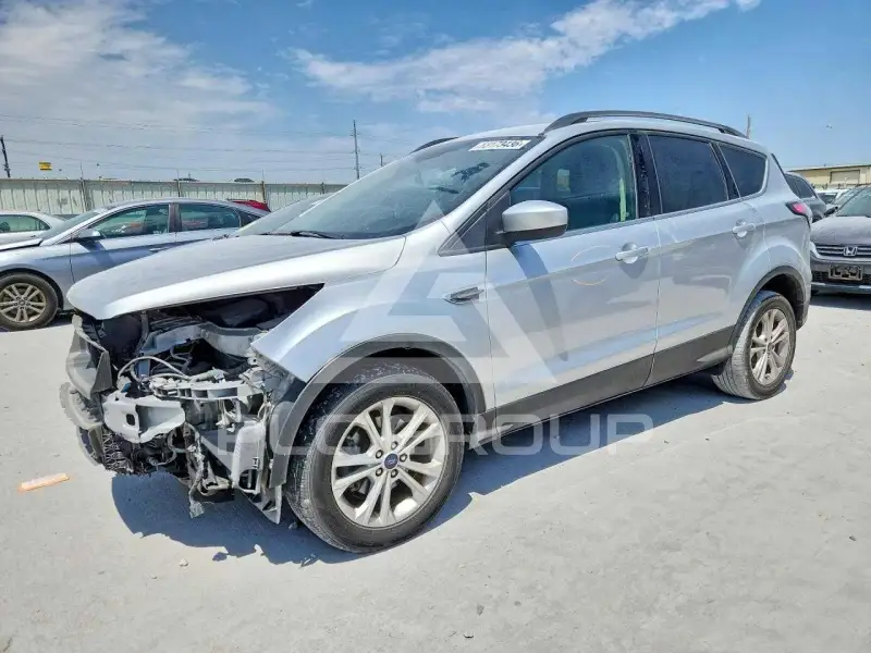 2018 Ford ESCAPE photo