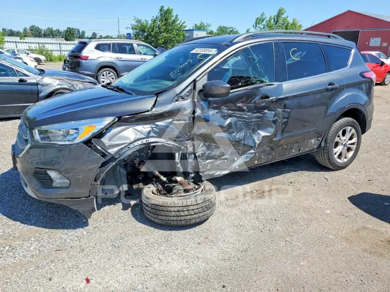 2018 Ford ESCAPE photo
