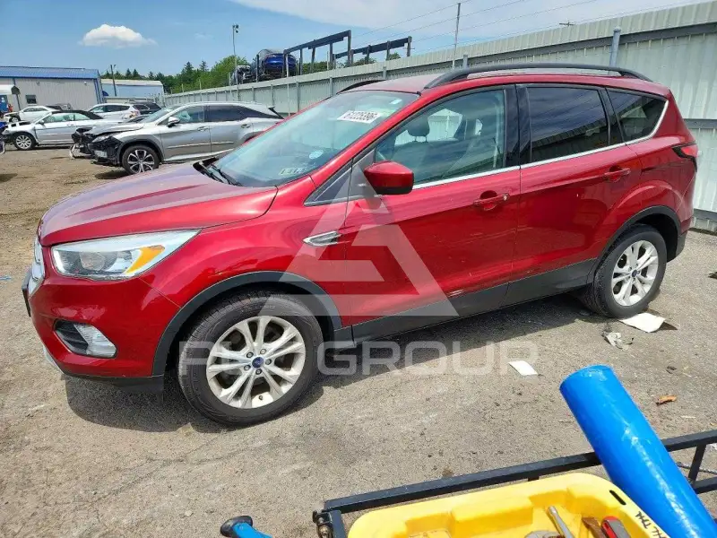 2018 Ford ESCAPE фото