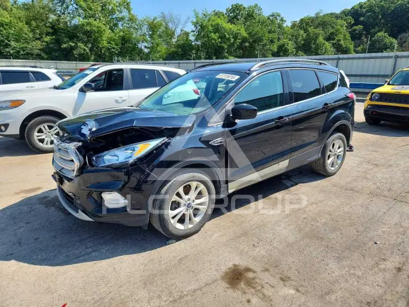 2018 Ford ESCAPE photo
